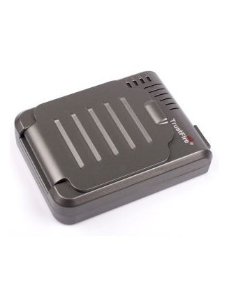 Зарядное устройство TrustFire TR-003 P4 для литиевых аккумуляторов (4 канала) Зарядное устройство TrustFire TR-003 P4 для литиевых аккумуляторов (4 канала)