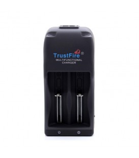 Зарядное устройство TrustFire TR-006 для литиевых аккумуляторов