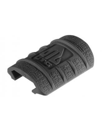 Комплект накладок UTG на Weaver/Picattiny для защиты рук, резина, со стопорным штифтом, черн,комплект 12шт